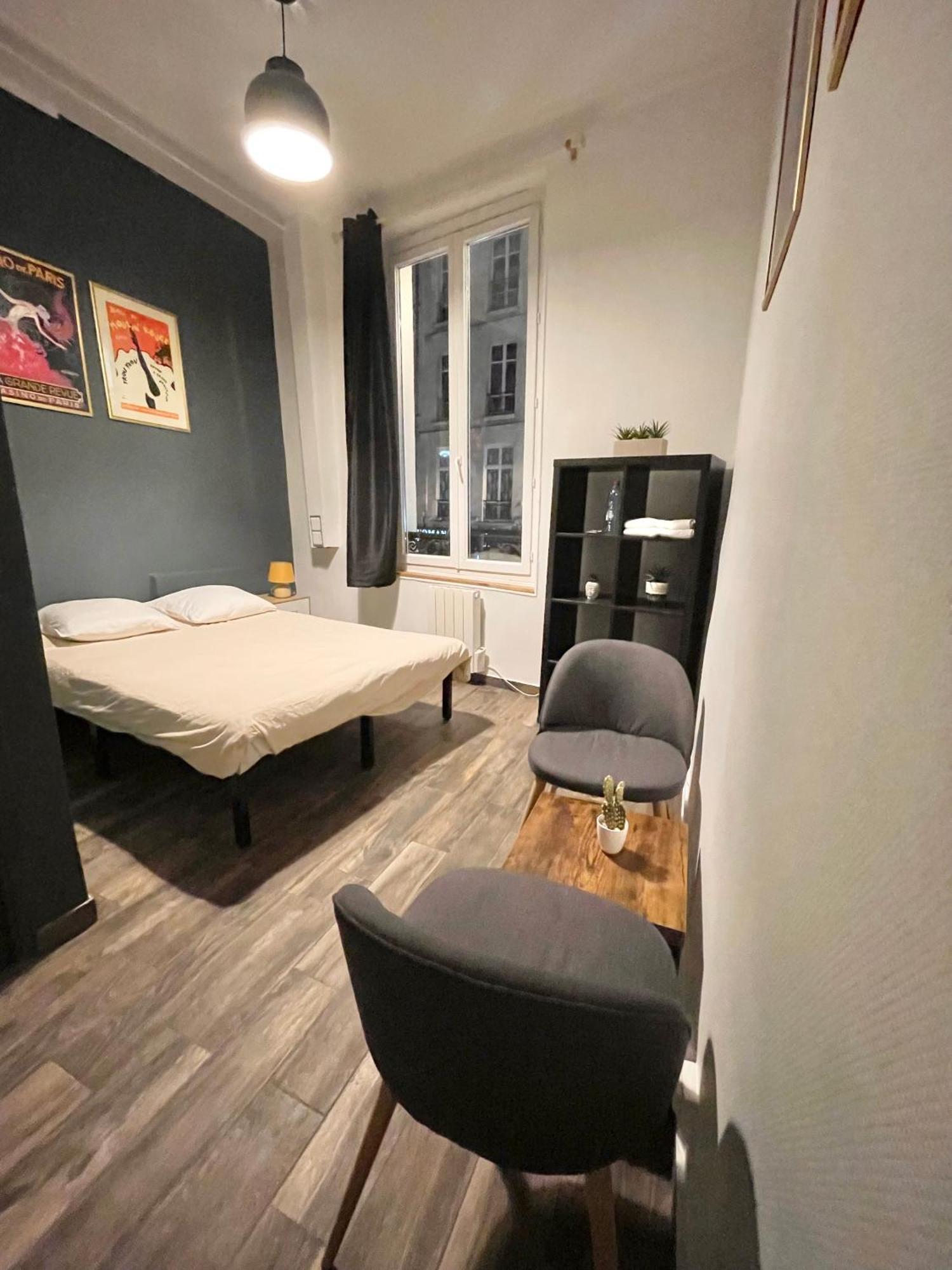 Du Globe Paris