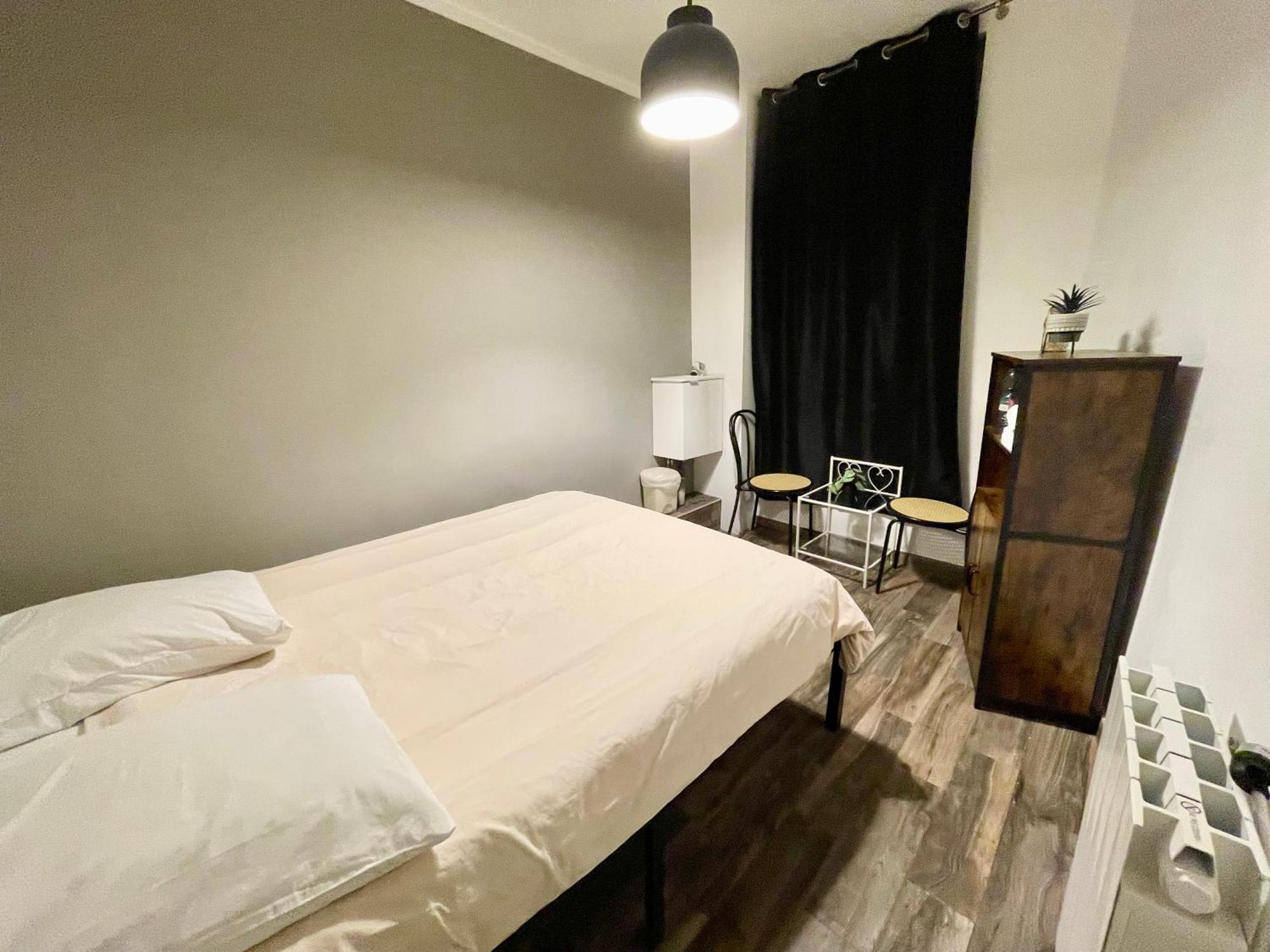 Le Globe Hostal París